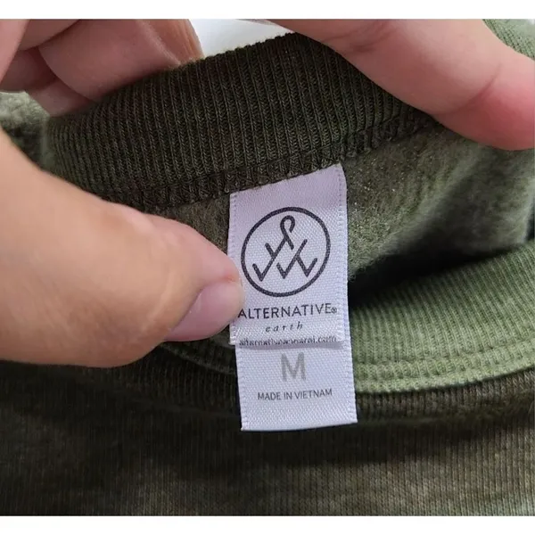Alternative Sweater Womens Size‎ Medium Crew Neck Green Camouflage - Image 5