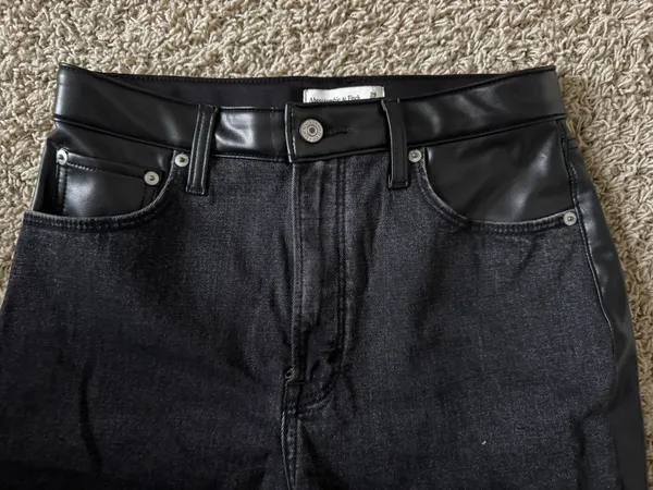 Abercrombie Mixed Fabric Ultra High Rise Ankle Straight Jean - Image 6