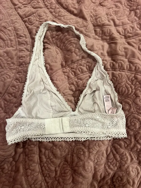 XS Victoria's Secret White Lace Halter Bralette - Image 2
