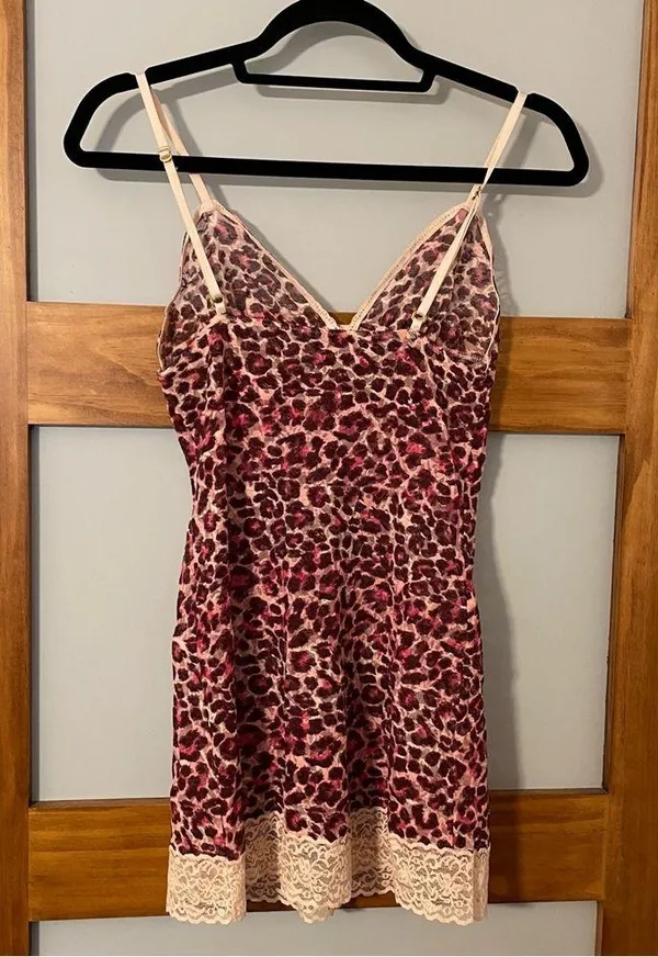 Victoria’s Secret Y2K Pink Cheetah Lace Sheer Slip Lingerie - Image 8
