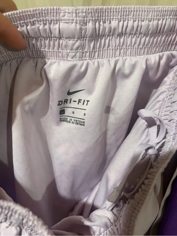 Nike shorts - Image 2