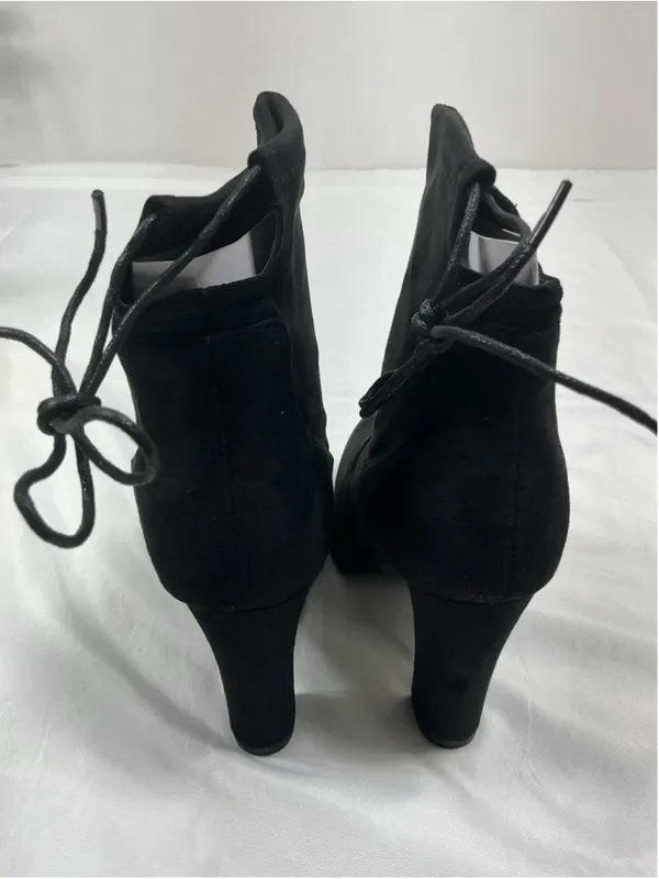 Womans New Chase & Chloe Solvang Pullon Ankle Boots Size 10 Black - Image 4