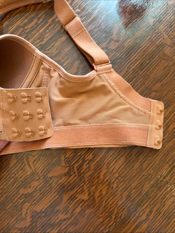 lululemon athletica rust orange Wireless Support Bra size 34E high impact - Image 5