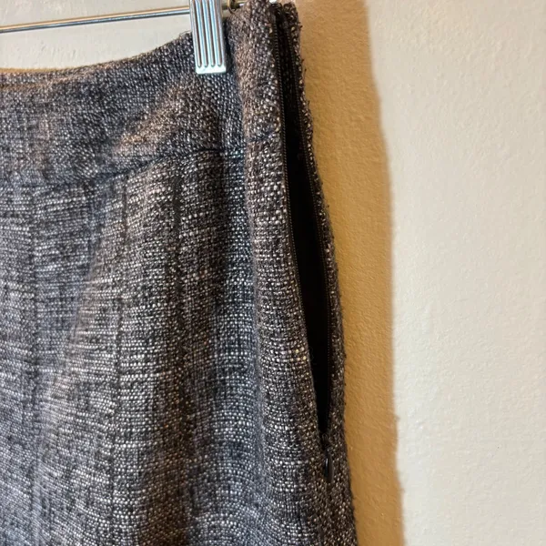 Ann Taylor Black White Tweed Flared A-Line‎ Skirt Size 6 Side Zip Lined Career - Image 4