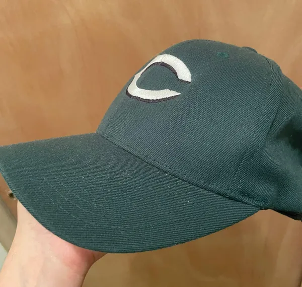Vintage Cincinnati reds flexfit size small - Image 3
