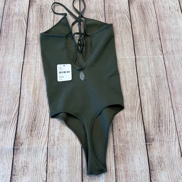 FP Movement Free People Olive Lace Up V-Neck Ribbed Bodysuit XS/S OB1104386 - Image 5