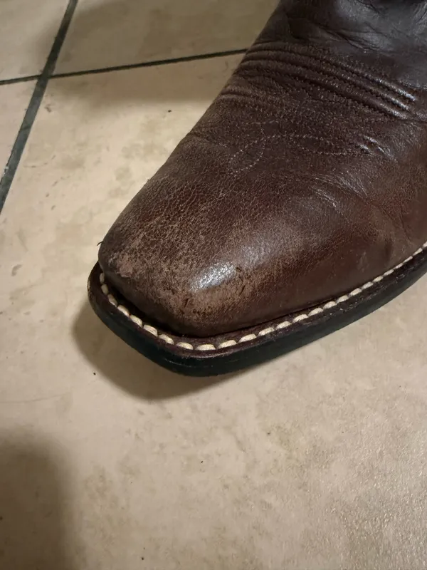Ariat Women’s Cowboy Boots - Image 3