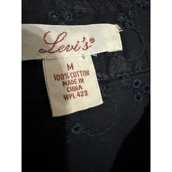 Levis Shirt Dress M Black Eyelet Embroidered Western Tunic‎ Tie Belt Cottagecore - Image 4
