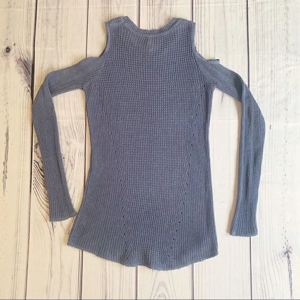 ‎Willow & Clay Cold Shoulder Sweater Tops Small - Image 4