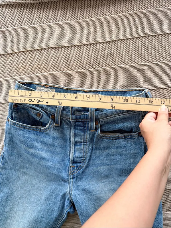 Levi's High-Rise Jeans - Light Blue Denim vtg y2k - Image 6