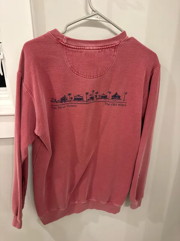 The Seaside Style Crewneck - Image 2