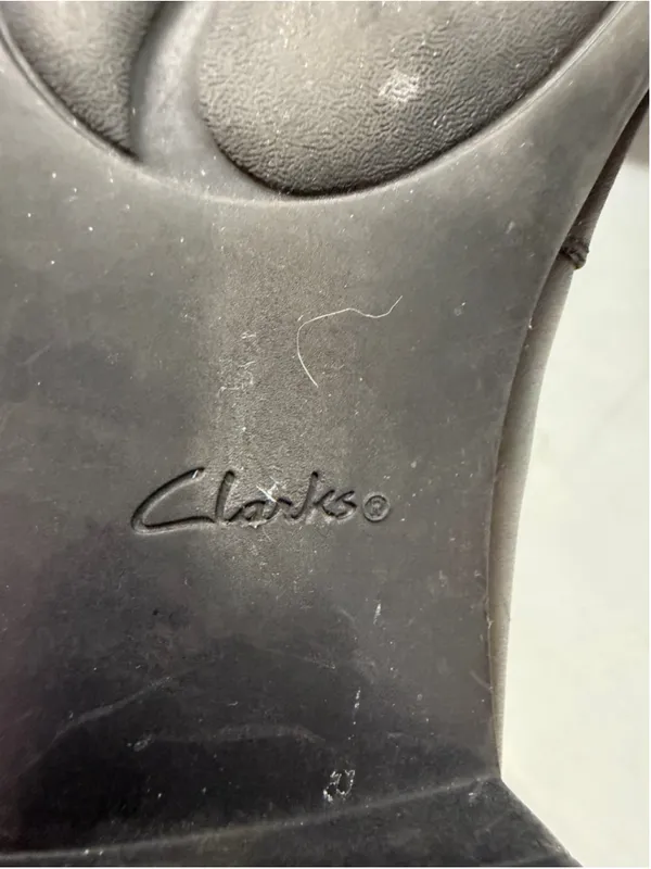 Clarks Black Leather Loafers Size 7 - Image 4