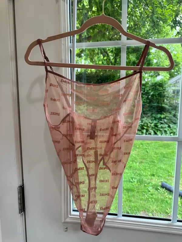 SKIMS Bodysuit - Image 3