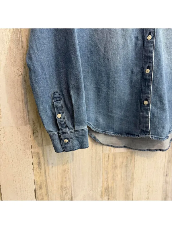 Universal Threads Women’s Small Blue Denim Button Down Shirt Long Sleeve - Image 9