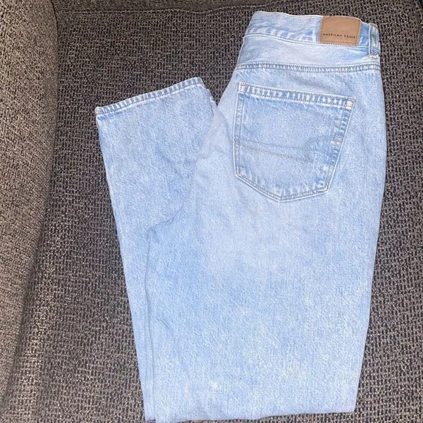 ✨American Eagle AE Destroyed Mom Jeans✨ - Image 6