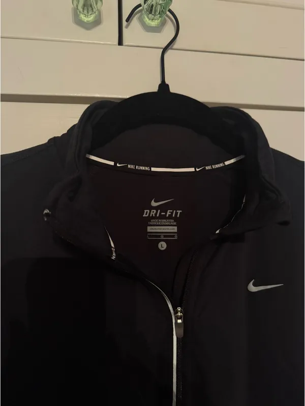Nike Quarter-Zip Dri-Fit Women’s - Image 2