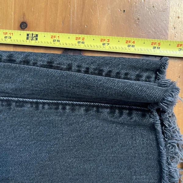 Universal Threads Women's High Rise Boyfriend Frayed Hem‎ Black Weans Size 8R - Image 7
