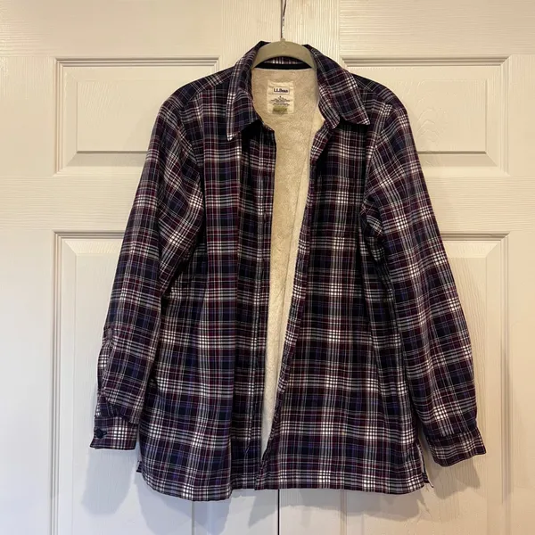 L.L Bean Fleece Lined Flannel Plaid Button Shirt Jacket Purple Womens Size Small - Image 2