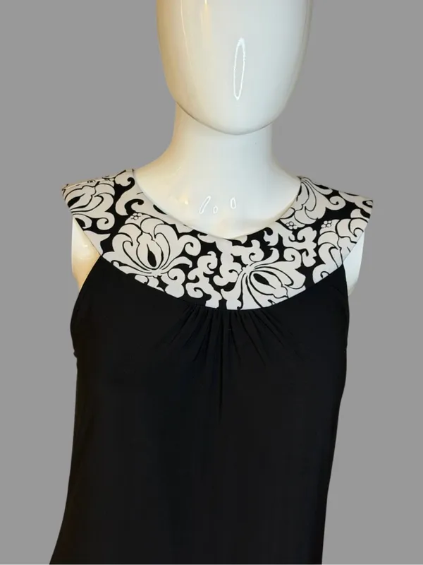 White House Black Market Black Dress with White Damask Trim - Image 3