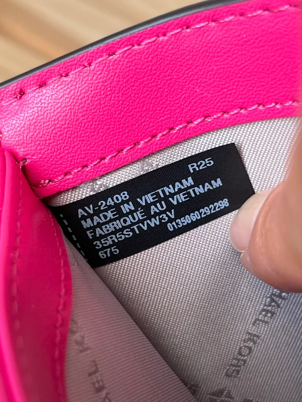 Wallet - Image 8