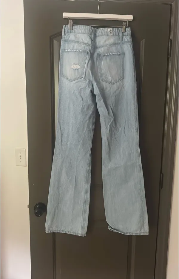 Altar'd State Light Wash Jeans 25 - Image 2