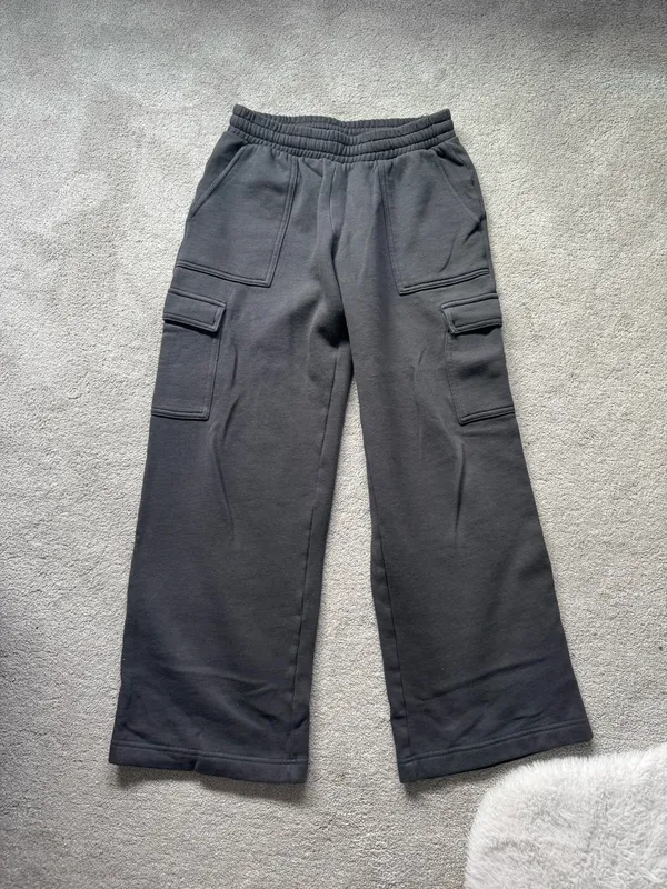 Old Navy Sweatpants Grey Wide-Leg - Image 2