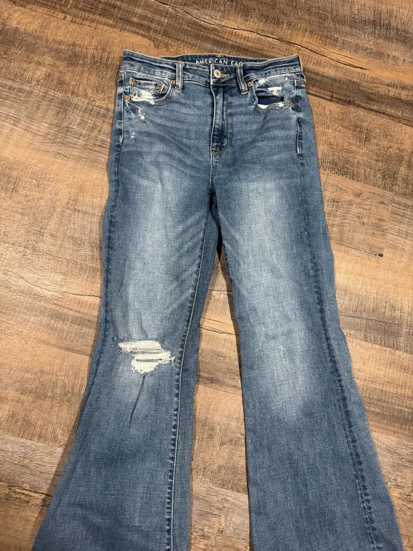 American Eagle Flare Jeans - Image 2
