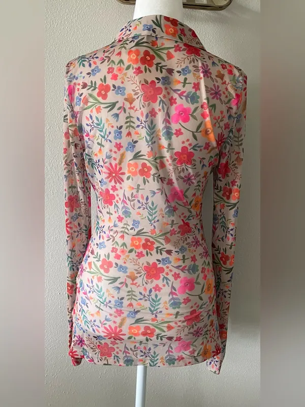 Natural Life Carina Mesh Top Floral Wildflower Ruched Button Down - Image 4