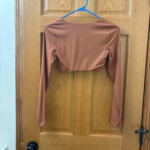 Aerie Offline Cropped Activewear Long Sleeve Top - Image 2