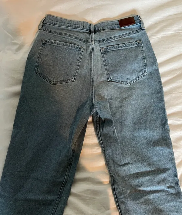 Hollister Ultra High-rise Jeans - Image 2