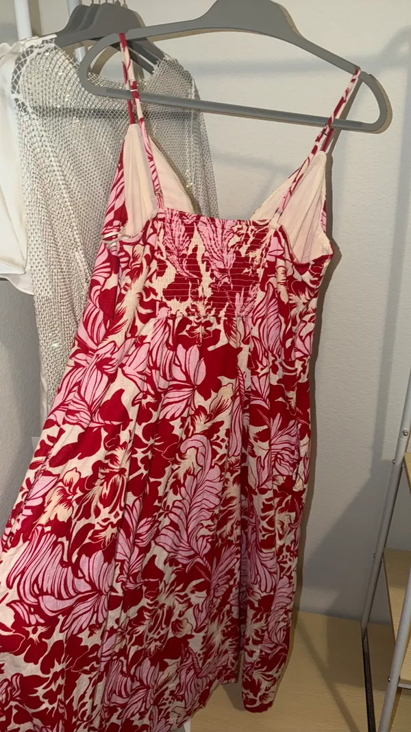 NWT Abercrombie Red Floral Maxi Dress - Image 6