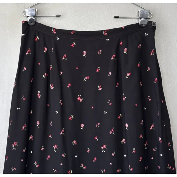 Vintage Ditzy Floral Skirt Size 14 Black Dark Romantic Church Modest Grunge Cute - Image 2
