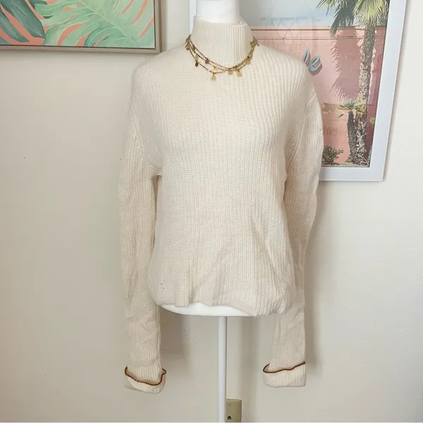 W. Cashmere Mock Neck Sweater 100% Cashmere Size Small - Image 2