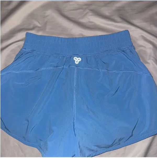 TNA Action Aritzia Shorts - Image 2