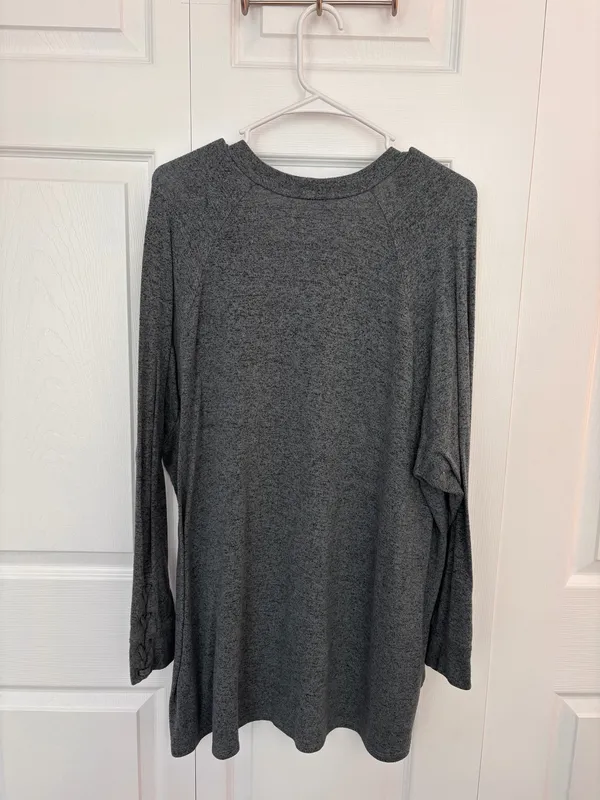 American Eagle Cardigan - Image 2