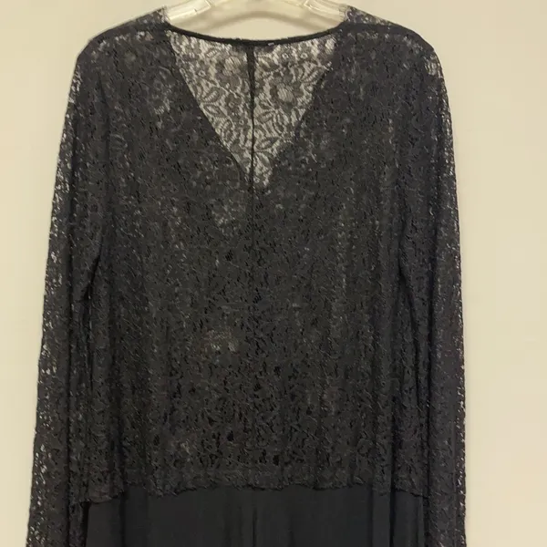 JODIFL Long Bell Sleeve Black Lace Tunic - Image 15