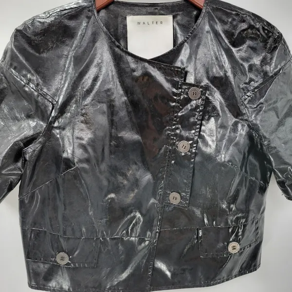 Walter Baker Shirt Womens 8 Black Faux Leather Buttons Asymmetrical Cropped - Image 16