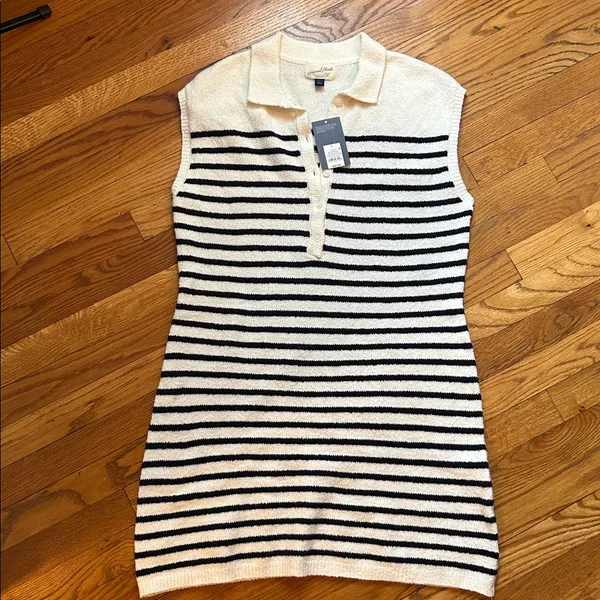 Universal Threads Mini Sweater Dress - Cream Striped L - Image 2