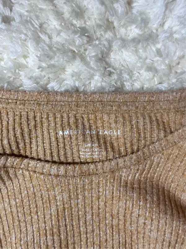 American Eagle Long Ribbed Sleeve Top - Image 2