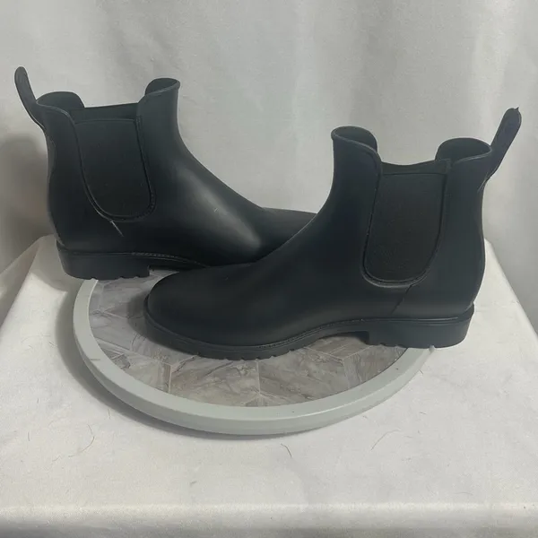 Source Unknown Black Chelsea Rain Boots Waterproof Ankle Lug Sole Size 39 (8) Women's - Image 4