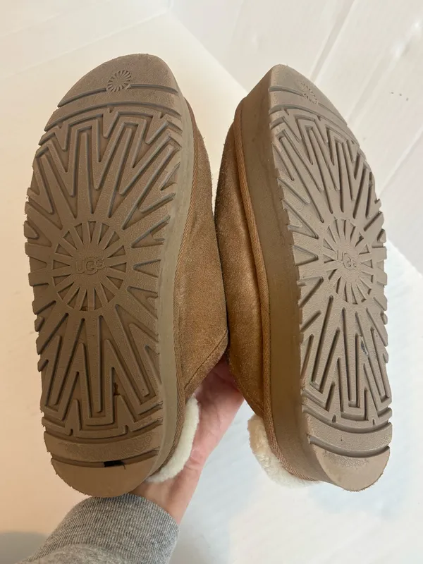 UGG DISCOQUETTE SLIDE SLIPPER CHESTNUT SIZE 6 - Image 6