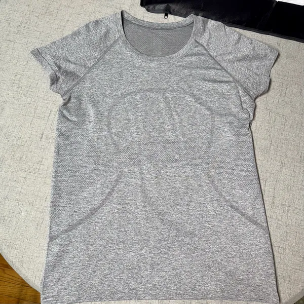 Lululemon Swiftly Tech 2.0 Short Sleeve Shirt Shirt Slate Gray Size 16 - Image 10