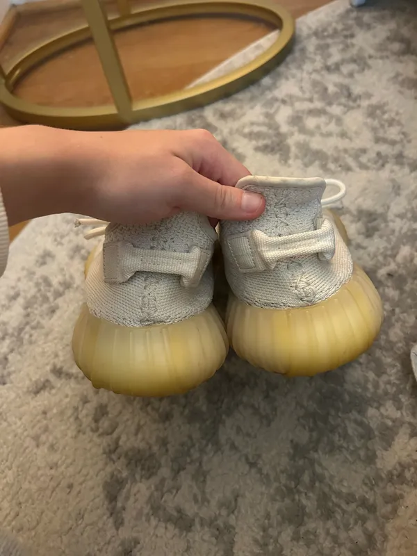 Yeezy 350 Boost - Image 4