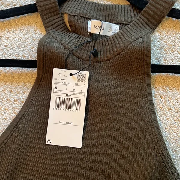 NWT size XS Mango high neck sweater tank. Hunter green - Image 2