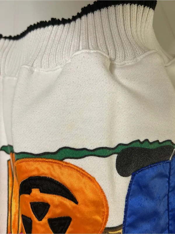 Vintage Sports Accent Halloween Fall Scarecrow Sweatshirt Size Medium - Image 3