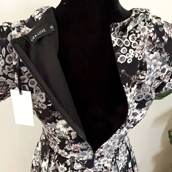 LIZA LUXE dress -floral w/Peter Pan collar - Image 7