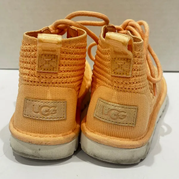 UGG Neumel breeze Chukka Ankle Boots‎ Peach Knit Lace Up Casual Women's Size 7 - Image 4