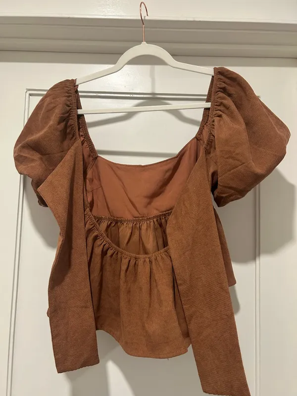 Francesca's Brown top - Image 2