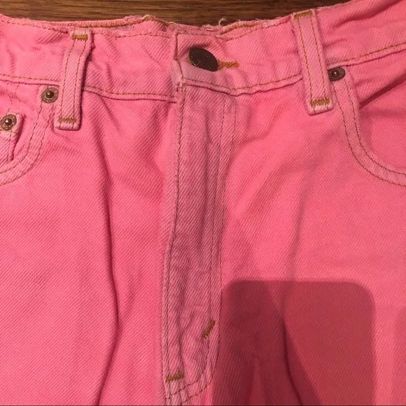 Vintage Levi's Shorts Hot Pink Cut Off Raw Hem High Rise Zip Closure Size 26W - Image 2