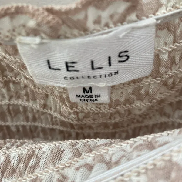 LE LIS Peasant Top Blouse M Floral Crop Long Sleeve Ruffle Boho Cottage Romantic - Image 5